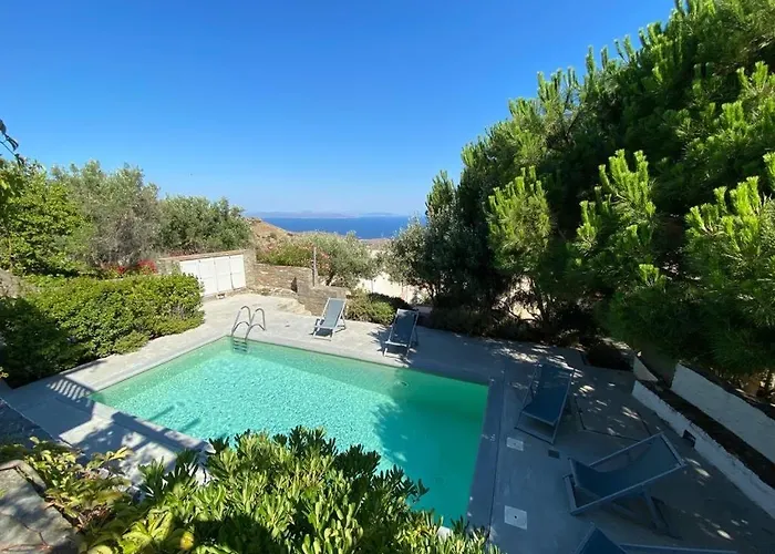 Aegean Wings Maisonette