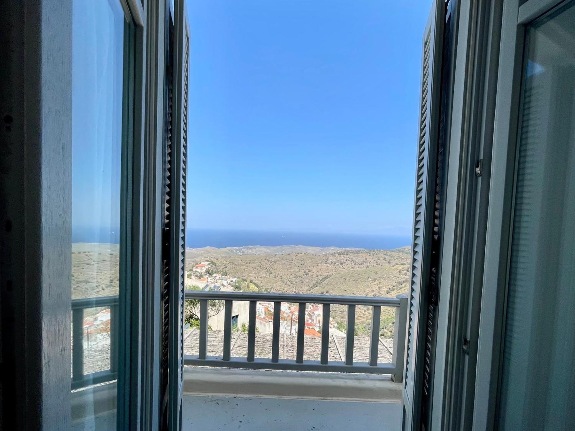 Aegean Wings Maisonette * Ioulis
